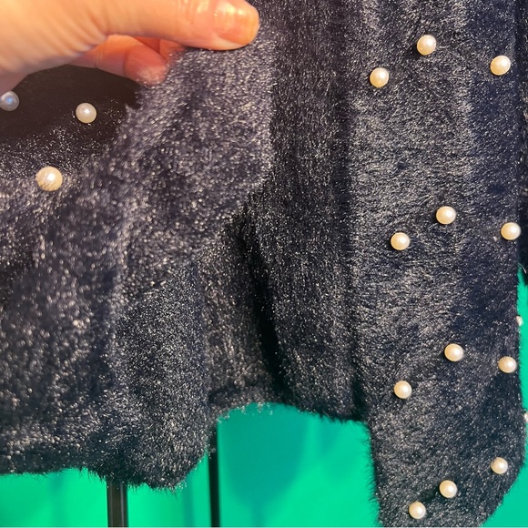 Jacket for Teens luxurious artificial fur Decorated with pearls and beads - Picture 4 of 7